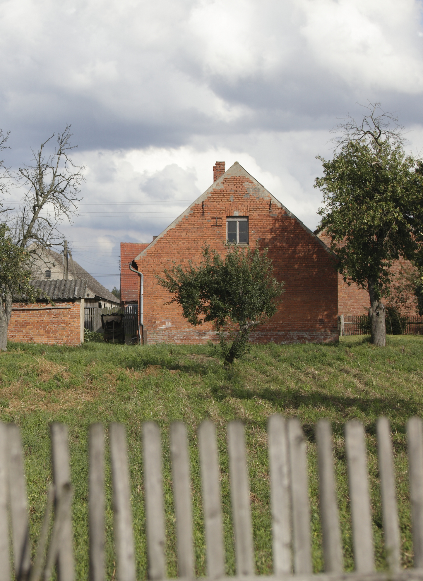 Red Brick Serenity – Paint by Numbers Kit