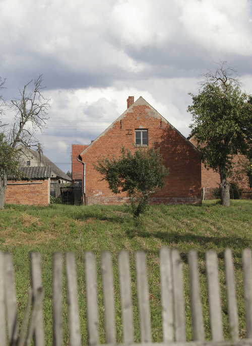 Red Brick Serenity – Paint by Numbers Kit