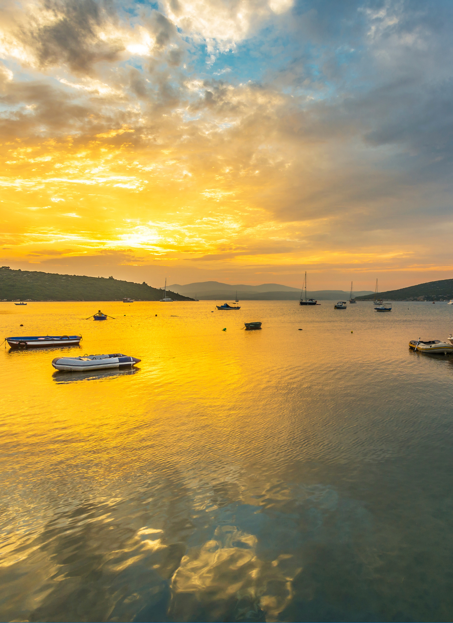 Night Lights Over the City – Paint by Numbers Kit