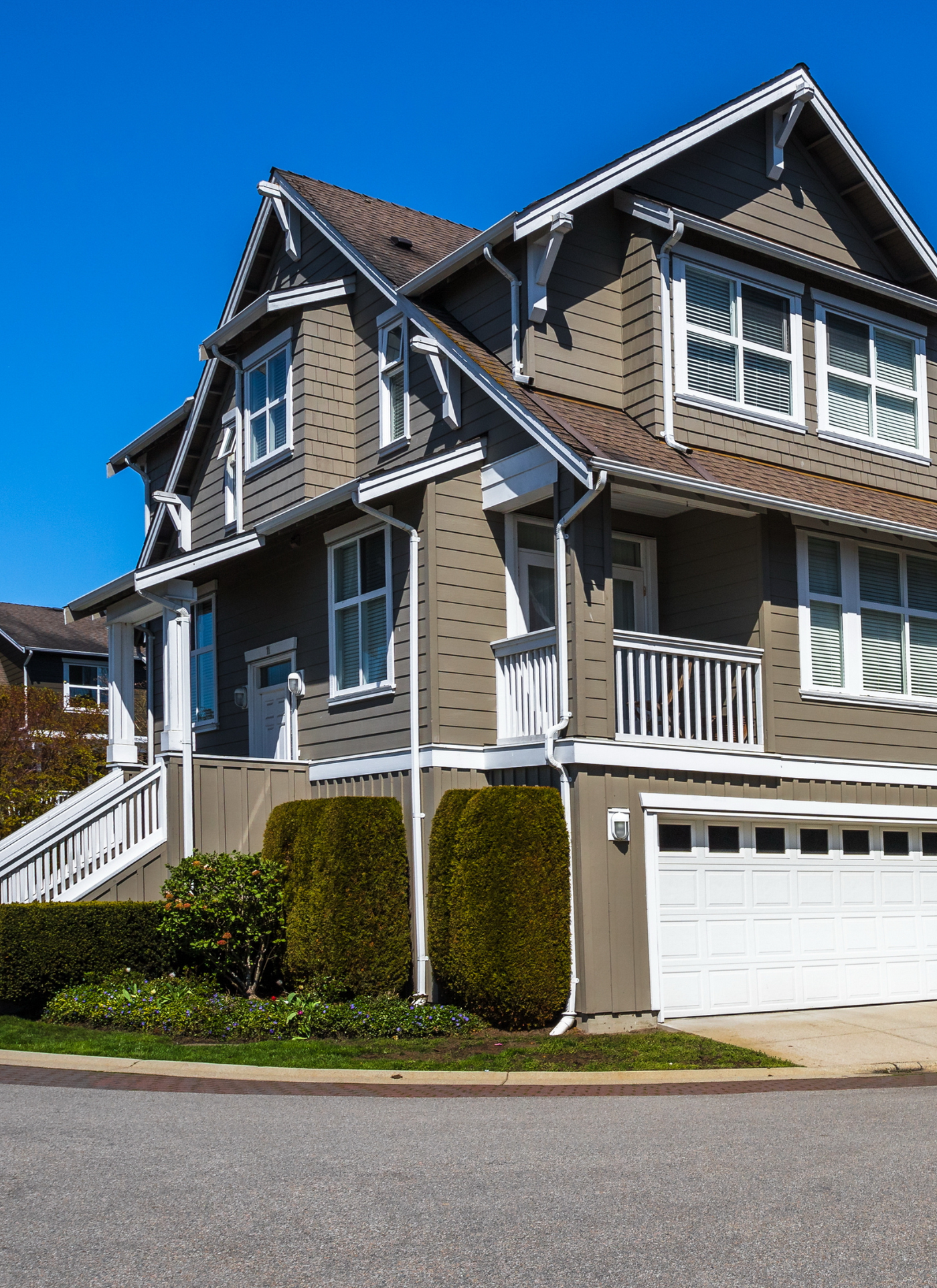 Suburban Serenity – Pacific Northwest Series