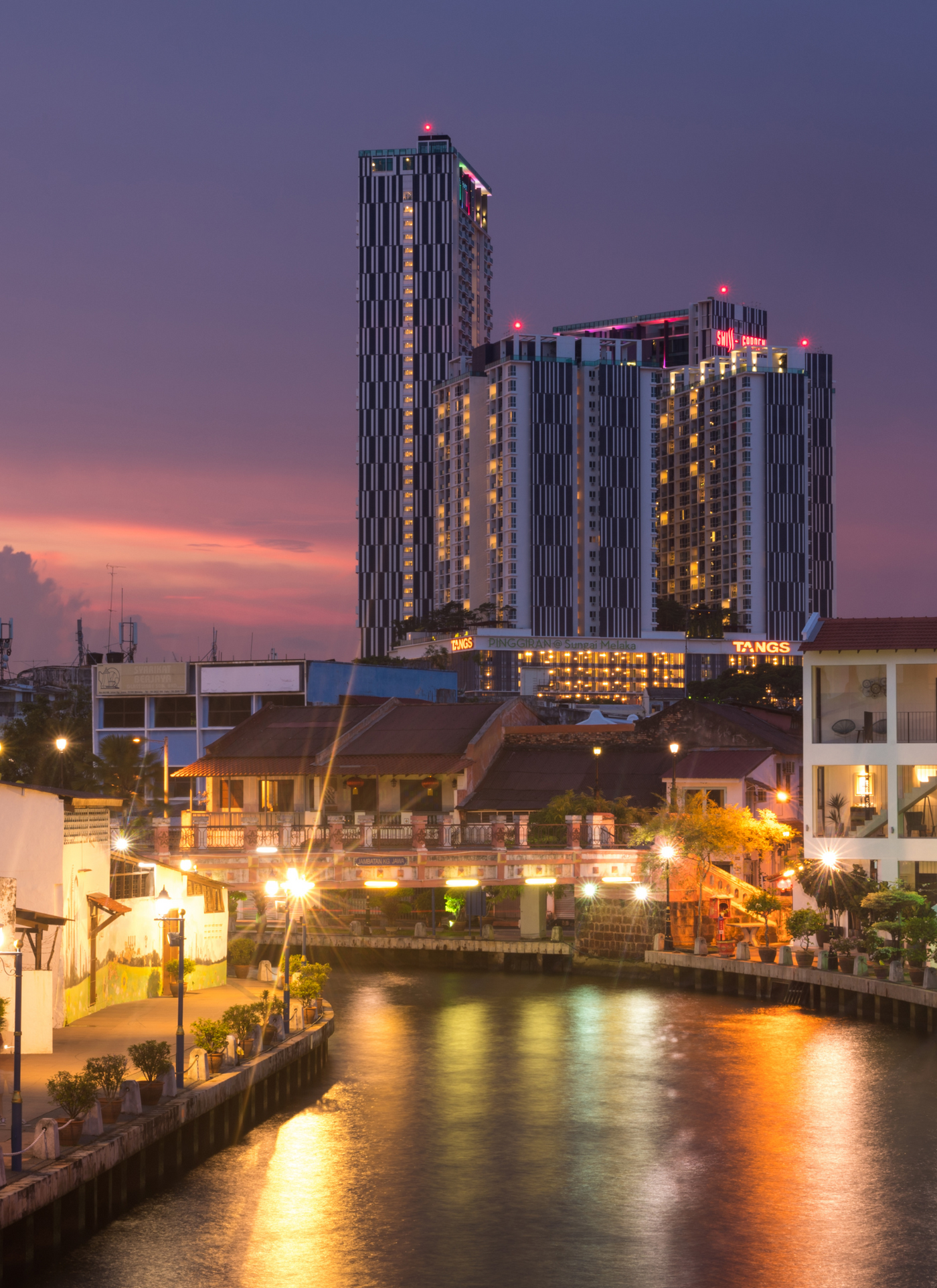 Melaka Riverfront at Dusk – Paint by Numbers