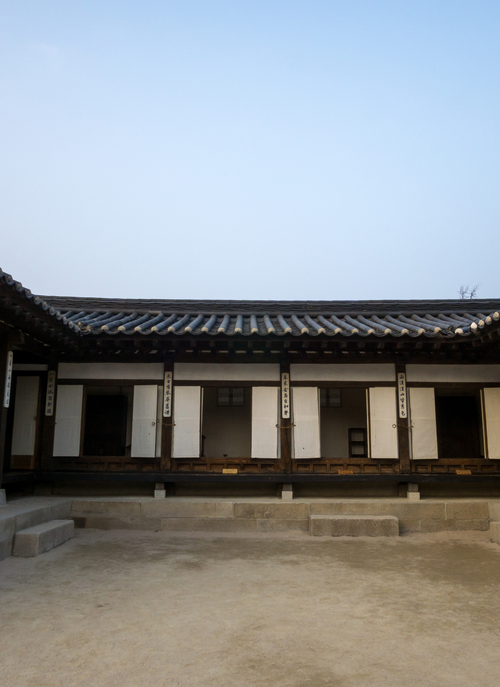 Serene Korean Courtyard – Paint by Numbers